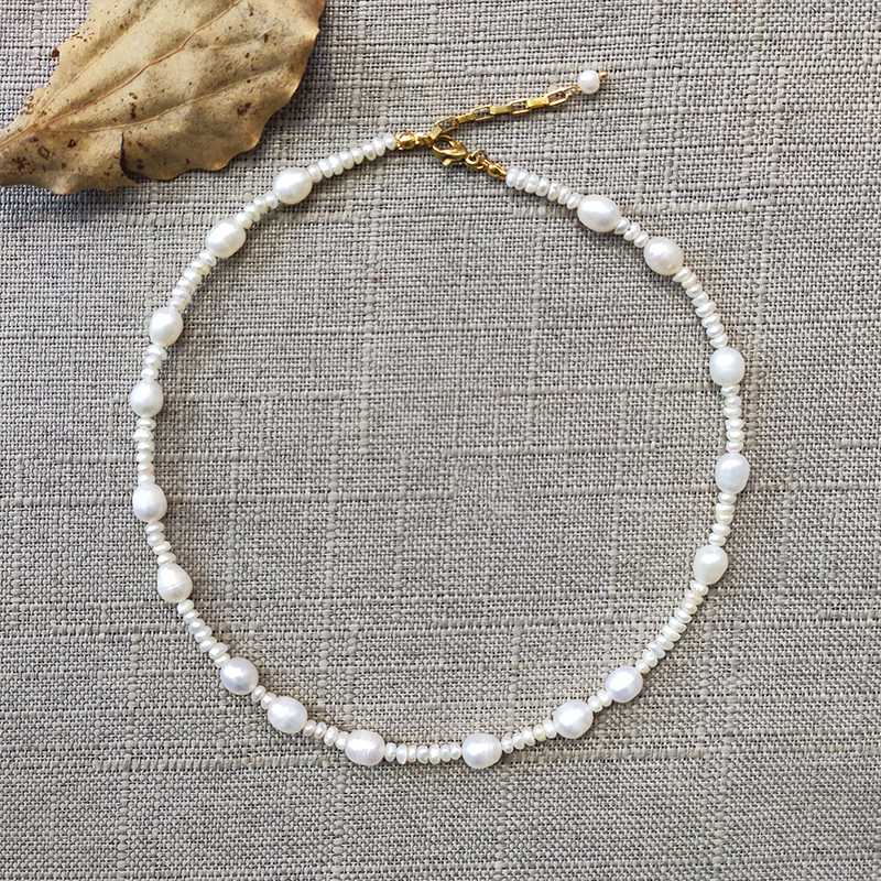2020 new design freshwater pearl necklace big and small pearls stitching choker gift for ladies high quality neck jewelry
2020 new design freshwater pearl necklace big and small pearls stitching choker gift for ladies high quality neck jewelry
