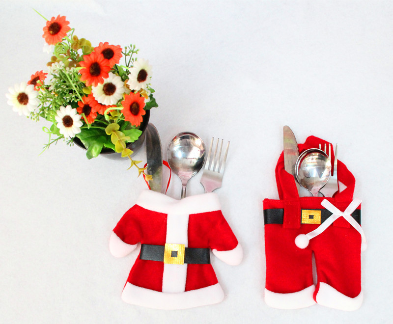 Chirstmas Knife Fork Cover Chirstmas Tableware Holder Knife Fork Cover Cutlery Skirt Pants Christmas Decorations for Decoration
Chirstmas Knife Fork Cover Chirstmas Tableware Holder Knife Fork Cover Cutlery Skirt Pants Christmas Decorations for Decoration