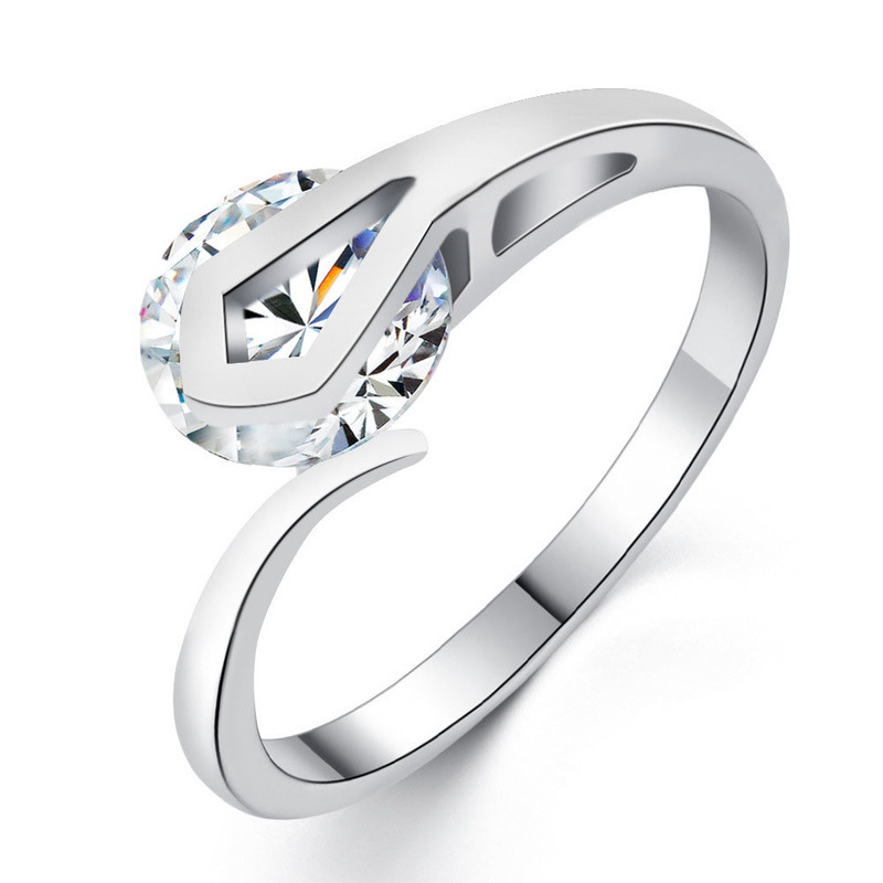New Silver Color Ladies Ring Inlaid Transparent Zircon Meeting Jewelry Wedding Ring Valentine's Day Gift
New Silver Color Ladies Ring Inlaid Transparent Zircon Meeting Jewelry Wedding Ring Valentine's Day Gift