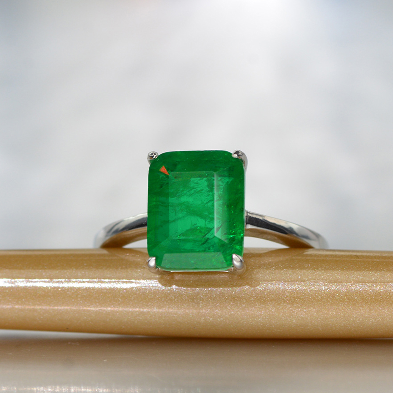 High quality 925 sterling silver Simple Green Zircon Wedding rings for women Elegant Gilrs Ladies Engagement Party jewelry Bague
High quality 925 sterling silver Simple Green Zircon Wedding rings for women Elegant Gilrs Ladies Engagement Party jewelry Bague