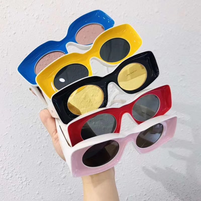 Rectangle Steampunk Sunglasses Women Small Vintage Brand Designer Sun Glasses Retro Yellow ladies Sunglass Eyewear Female Shades
Rectangle Steampunk Sunglasses Women Small Vintage Brand Designer Sun Glasses Retro Yellow ladies Sunglass Eyewear Female Shades