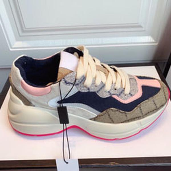 designer lady Casual shoes 100% leather Womens sneaker Letters lace-up luxury woman shoes fashion platform new men Large size 35-42-45 C25, Brown
designer lady Casual shoes 100% leather Womens sneaker Letters lace-up luxury woman shoes fashion platform new men Large size 35-42-45 C25, Brown