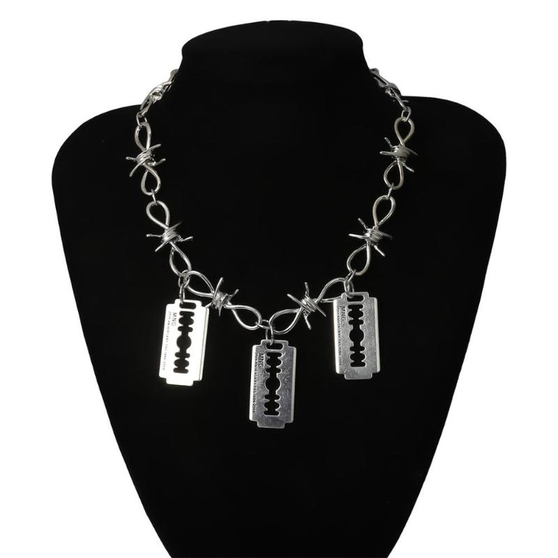 New Gothic Multi Layered Razor Blade Pendant Necklace Street Punk Barbed Wire-chain Choker Necklace Men Women Jewelry
New Gothic Multi Layered Razor Blade Pendant Necklace Street Punk Barbed Wire-chain Choker Necklace Men Women Jewelry