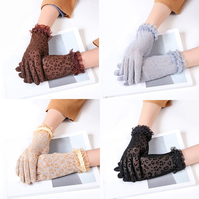 Sexy Lace Mesh Summer Gloves fashion Leopard print Sunscreen guantes Sun protection thin Gloves short for women girls
Sexy Lace Mesh Summer Gloves fashion Leopard print Sunscreen guantes Sun protection thin Gloves short for women girls