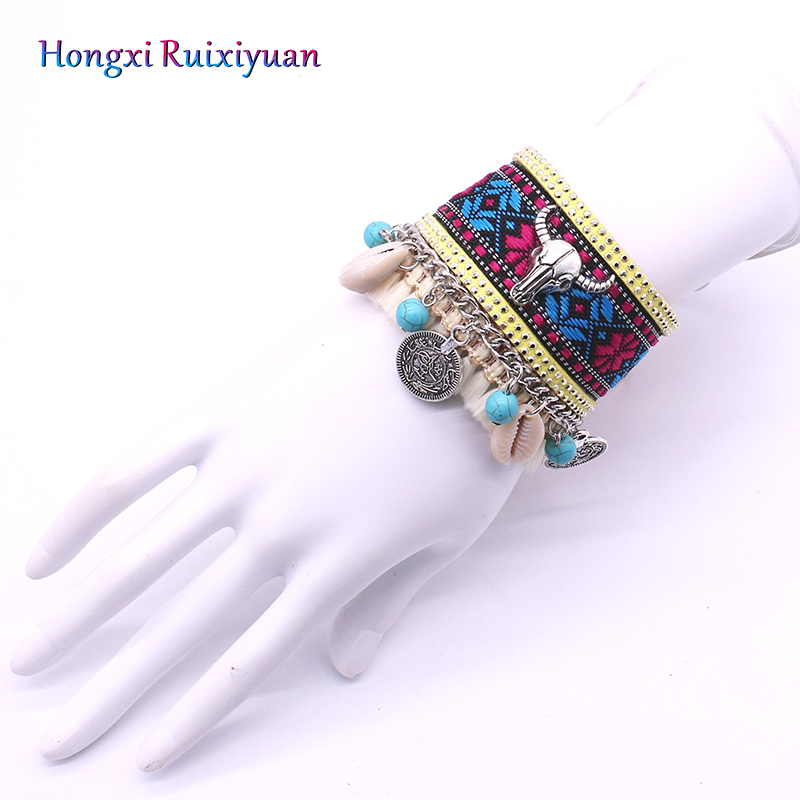 Bohemian leather friendship bracelet ladies alloy cow head handmade charm Bracelet & Bangles ethnic pattern jewelry
Bohemian leather friendship bracelet ladies alloy cow head handmade charm Bracelet & Bangles ethnic pattern jewelry