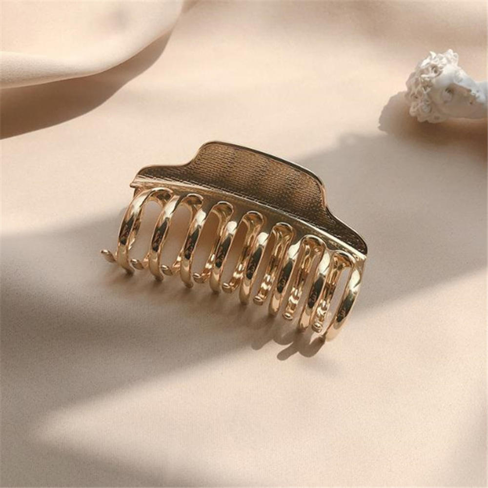 Luxury Geometric Hair Claw Clamps Metal Textured Hair Crab Clip Gold Silver Color Large Hairpin Women Hair Accessories Gift
Luxury Geometric Hair Claw Clamps Metal Textured Hair Crab Clip Gold Silver Color Large Hairpin Women Hair Accessories Gift