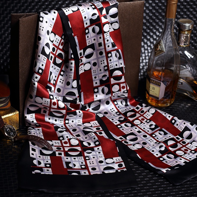 DANKEYISI Long Pure Silk Scarf Men Winter Scarf Designer Brand Male Neck Luxury High Quality Print Hijab Free Shipping
DANKEYISI Long Pure Silk Scarf Men Winter Scarf Designer Brand Male Neck Luxury High Quality Print Hijab Free Shipping