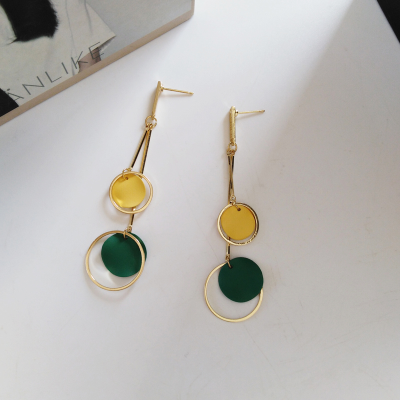 Timlee E021 Temperamental Geometry Round Alloy Long Dangle Earrings Fashion Jewelry Wholesale
Timlee E021 Temperamental Geometry Round Alloy Long Dangle Earrings Fashion Jewelry Wholesale