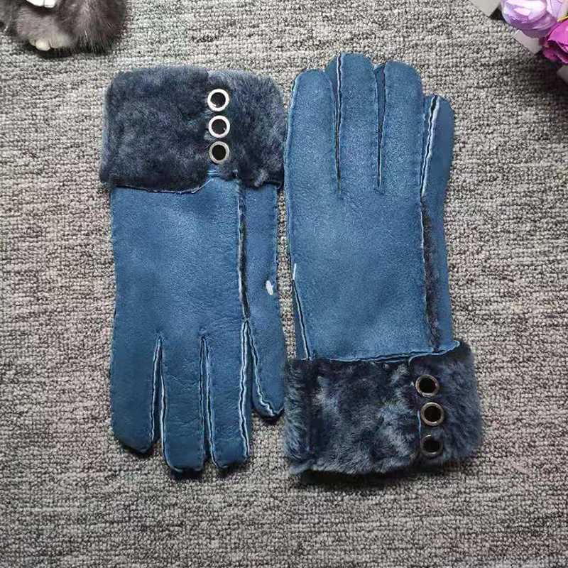Women Leather gloves 2020 winter lady warm fur sheepskin gloves genuine leather full finger mittens waterproof ski
Women Leather gloves 2020 winter lady warm fur sheepskin gloves genuine leather full finger mittens waterproof ski