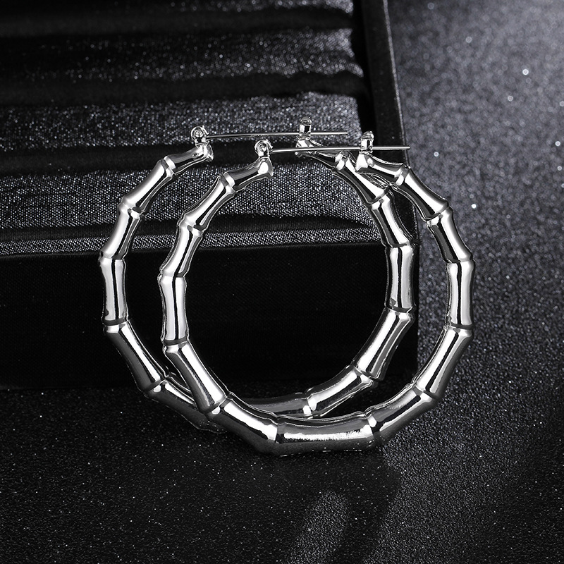60mm Hiphop Gold Silver Color Bamboo Hoop Earrings Woman Hot Brand Big Circle Round Hoops Statement Ear Jewelry Kolczyki
60mm Hiphop Gold Silver Color Bamboo Hoop Earrings Woman Hot Brand Big Circle Round Hoops Statement Ear Jewelry Kolczyki