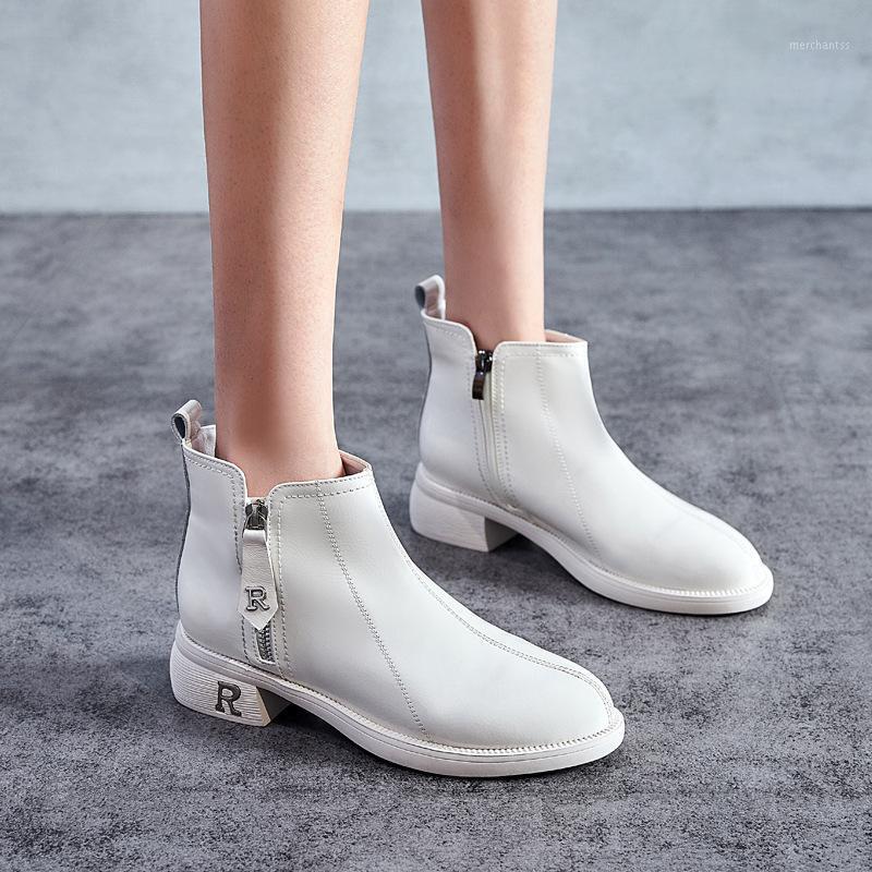Boots Female Thick Heel Autumn/winter 2021 new Short boots Shoes Round Toe Ladies Shiny Hot style1, Black
Boots Female Thick Heel Autumn/winter 2021 new Short boots Shoes Round Toe Ladies Shiny Hot style1, Black