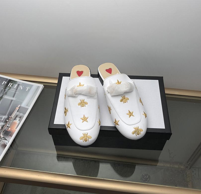 2021 High Quality Warm Wool Loafers Autumn Winter Women Slippers Men Leather Half Slippers Metal Buckle Embroidery Classic Stylist Shoes, 38
2021 High Quality Warm Wool Loafers Autumn Winter Women Slippers Men Leather Half Slippers Metal Buckle Embroidery Classic Stylist Shoes, 38