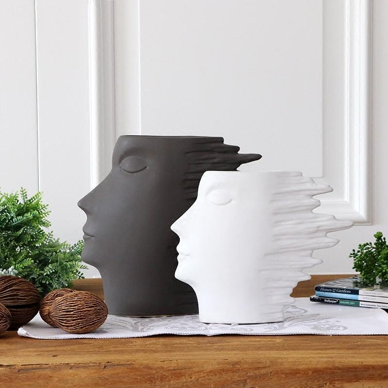 Nordic style modern abstract Human head ceramics vase Creative Flower Home Decoration Flower arrangement living room
Nordic style modern abstract Human head ceramics vase Creative Flower Home Decoration Flower arrangement living room
