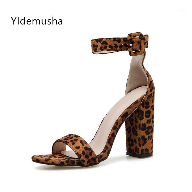 New Summer Women sandals Sexy women's Leopard Pattern Large Size High heel Sandals 35-42 Women's Non slip casual Buckle slippers1, Leopard print
New Summer Women sandals Sexy women's Leopard Pattern Large Size High heel Sandals 35-42 Women's Non slip casual Buckle slippers1, Leopard print
