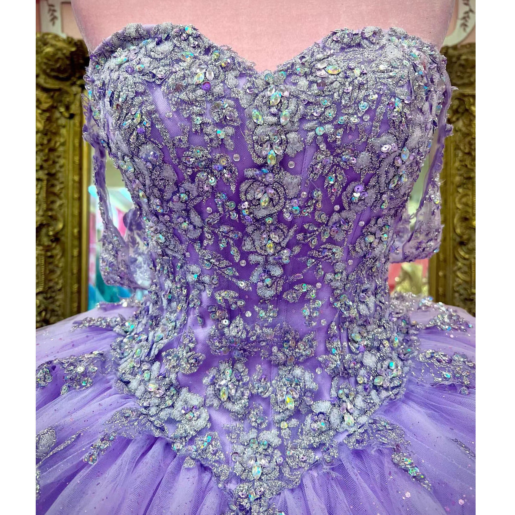 Light Purple Quinceanera Dresses Sweetheart Sequins Appliques Princess Ball Gown For Sweet Girls 16 Dress 15 Year Old Gowns