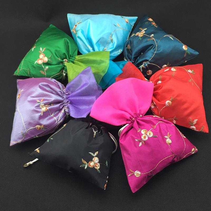 10pcs Embroidery Fruit Large Organza Drawstring Christmas Gift Packaging Pouches Silk Fabric Wedding Party Favor Bags Sachet
10pcs Embroidery Fruit Large Organza Drawstring Christmas Gift Packaging Pouches Silk Fabric Wedding Party Favor Bags Sachet