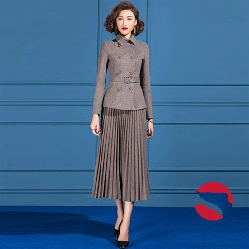 autumn 2021 New female thin woman blazer half-length skirt with two garments y473 suit IKBX, Qianhui
autumn 2021 New female thin woman blazer half-length skirt with two garments y473 suit IKBX, Qianhui