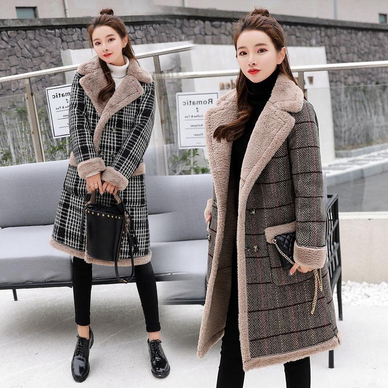 Thick Plaid Winter Women Coat 2020 Casual Faux Fur Coat Jacket Lamb Fur Wool Woman Warm Wool Blends Long Lamb Coats, Black-white
Thick Plaid Winter Women Coat 2020 Casual Faux Fur Coat Jacket Lamb Fur Wool Woman Warm Wool Blends Long Lamb Coats, Black-white