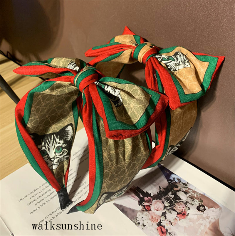 Green Stripe Hair Band 2021 New Style Animal Printed Hair Clasp Fashion Hair Hoop For Women Classic Wide Style Headband
Green Stripe Hair Band 2021 New Style Animal Printed Hair Clasp Fashion Hair Hoop For Women Classic Wide Style Headband