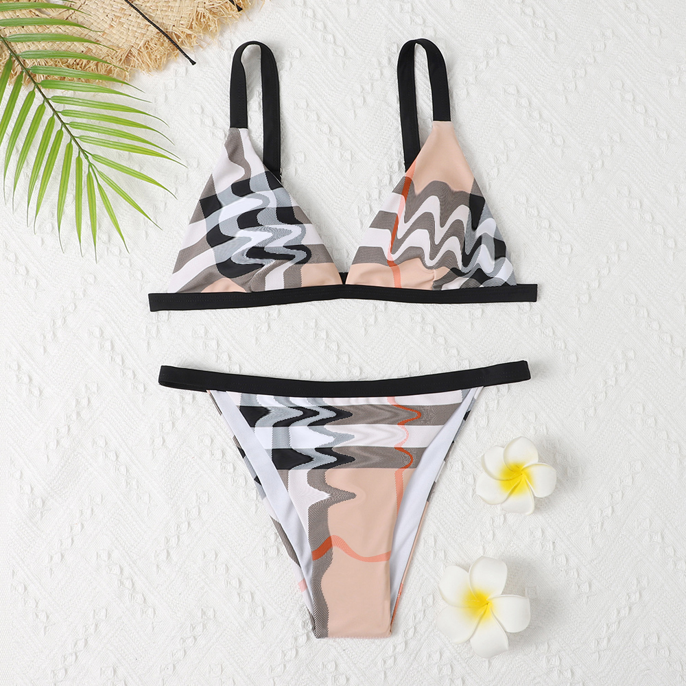 Fashion Women Bikinis Set Sexy Swimsuit Swimwear Ladies Bathing Suit Beach Clothes Summer
Fashion Women Bikinis Set Sexy Swimsuit Swimwear Ladies Bathing Suit Beach Clothes Summer