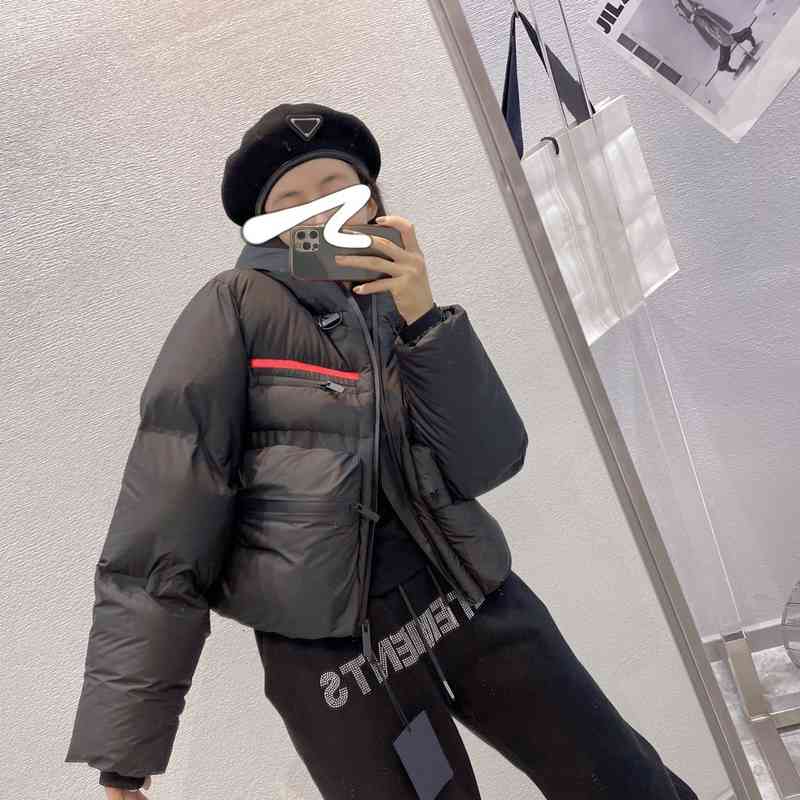 Women' Down & Parkas jackets winter down womens designer jacket short style brand hoodies Windproof details three-dimensional Full filling 95% white duck GI9I, Black
Women' Down & Parkas jackets winter down womens designer jacket short style brand hoodies Windproof details three-dimensional Full filling 95% white duck GI9I, Black