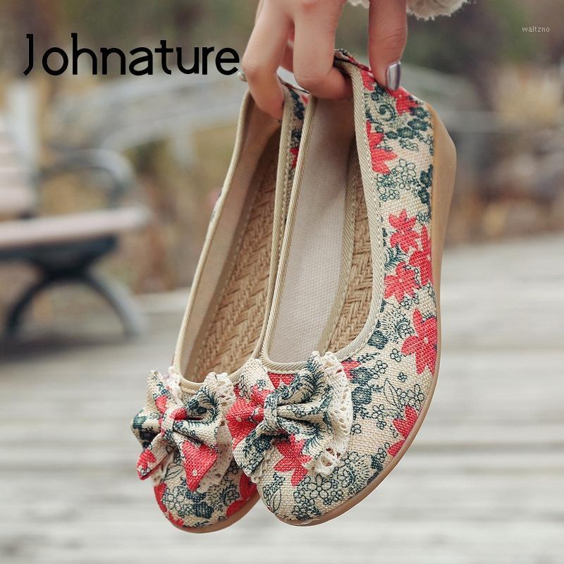 Johnature Canvas Women Shoes Round Toe 2020 New Spring Retro Flower Pumps Wedges Casual Slip-on Leisure Handmade Ladies Shoes1, Blue
Johnature Canvas Women Shoes Round Toe 2020 New Spring Retro Flower Pumps Wedges Casual Slip-on Leisure Handmade Ladies Shoes1, Blue