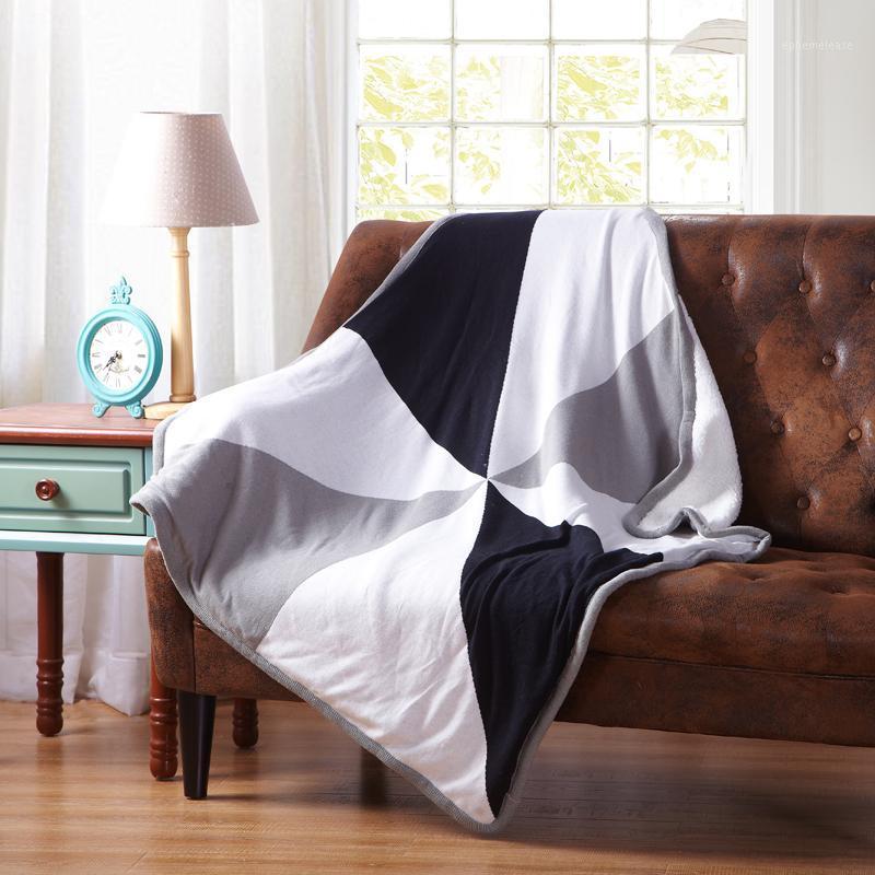 Cotton Lamb Fleece Blanket 115*115cm 100% Cashmere Double Face Blankets Style Nordic1
Cotton Lamb Fleece Blanket 115*115cm 100% Cashmere Double Face Blankets Style Nordic1
