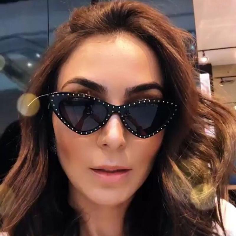 designer sunglasses women 2020 high quality Retro Vintage Unisex Sunglasses Rapper Glasses Eyewear lunette de soleil femme A8
designer sunglasses women 2020 high quality Retro Vintage Unisex Sunglasses Rapper Glasses Eyewear lunette de soleil femme A8