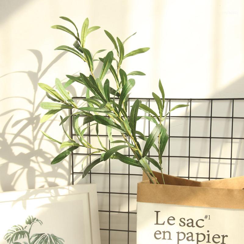 Artificial Plants Fake Leaf Foliage Bush Home Office Garden Flower Wedding Decor plastic Plant Wedding Home Decoration Table hot1, Green
Artificial Plants Fake Leaf Foliage Bush Home Office Garden Flower Wedding Decor plastic Plant Wedding Home Decoration Table hot1, Green