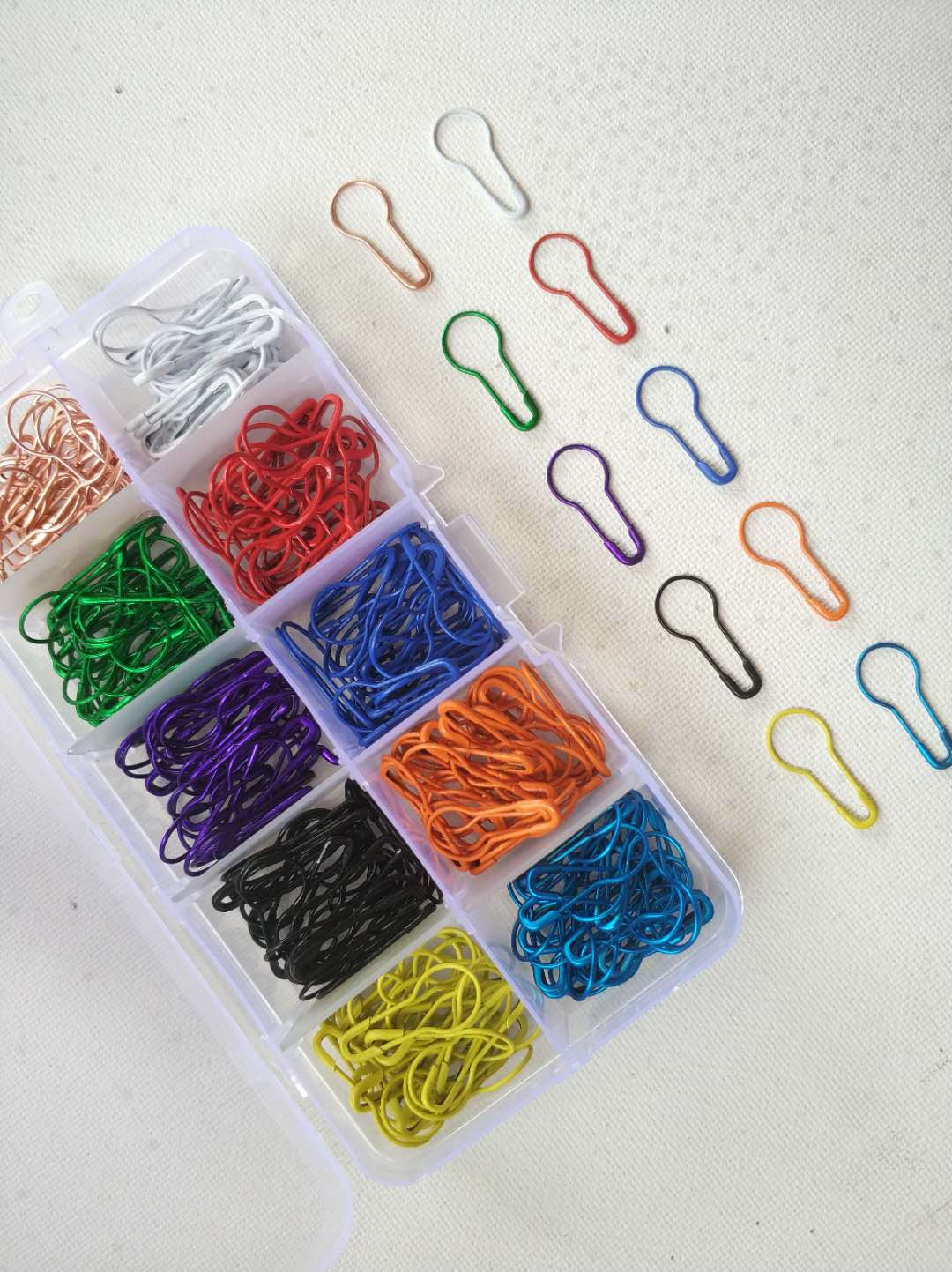 300 pcs 10 colors pear shape bulb shape safety pin only need $6.95 Bulb Shaped Safety Pins good for Stitch Markers
300 pcs 10 colors pear shape bulb shape safety pin only need $6.95 Bulb Shaped Safety Pins good for Stitch Markers