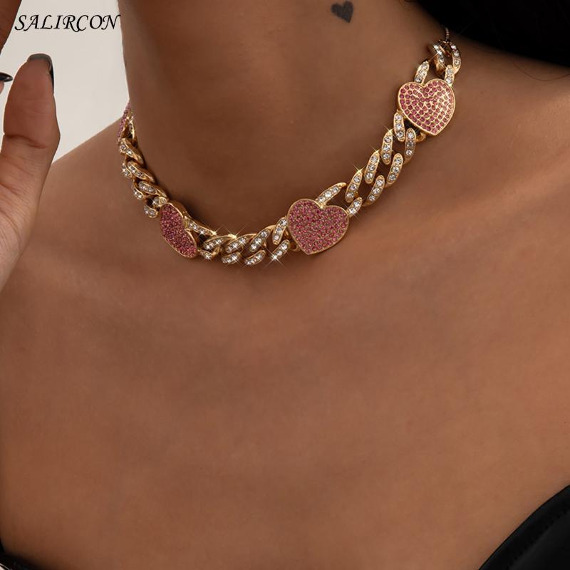 Chokers Luxury Crystal Heart Miami Cuban Chain Necklace For Women Vintage Aesthetic Rhinestone Choker Couple Jewelry Gift 2021
Chokers Luxury Crystal Heart Miami Cuban Chain Necklace For Women Vintage Aesthetic Rhinestone Choker Couple Jewelry Gift 2021