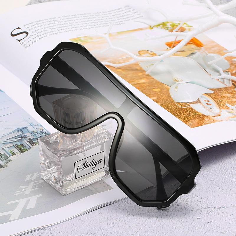 Oversize Sunglasses Men Stylish Sun Glasses for Woman Shade Trend Unisex Square Eyewear Street Shot Fashion Lentes De Sol Hombre
Oversize Sunglasses Men Stylish Sun Glasses for Woman Shade Trend Unisex Square Eyewear Street Shot Fashion Lentes De Sol Hombre