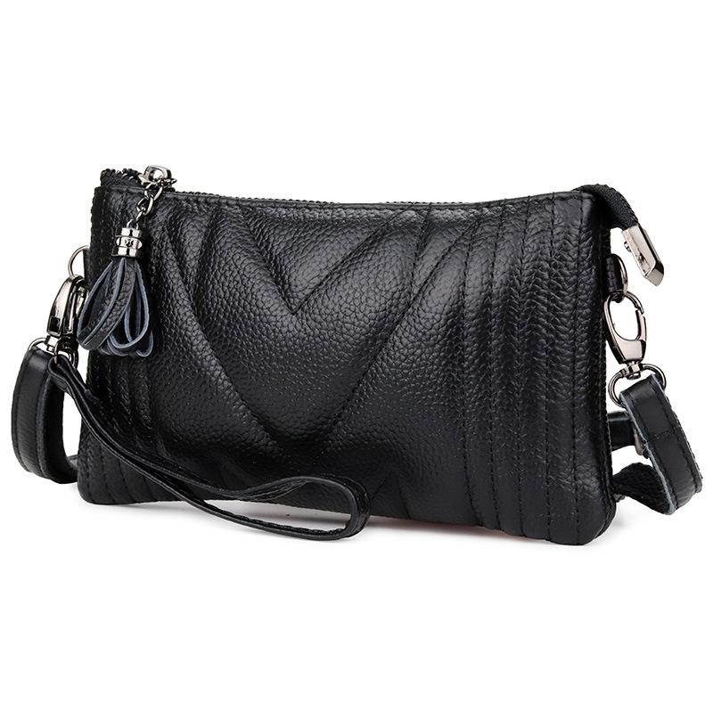 2021 New women's leather hand bag tasser one-shoulder head layer cowhy sloping bag brand purses luxury designer handbags, Black
2021 New women's leather hand bag tasser one-shoulder head layer cowhy sloping bag brand purses luxury designer handbags, Black
