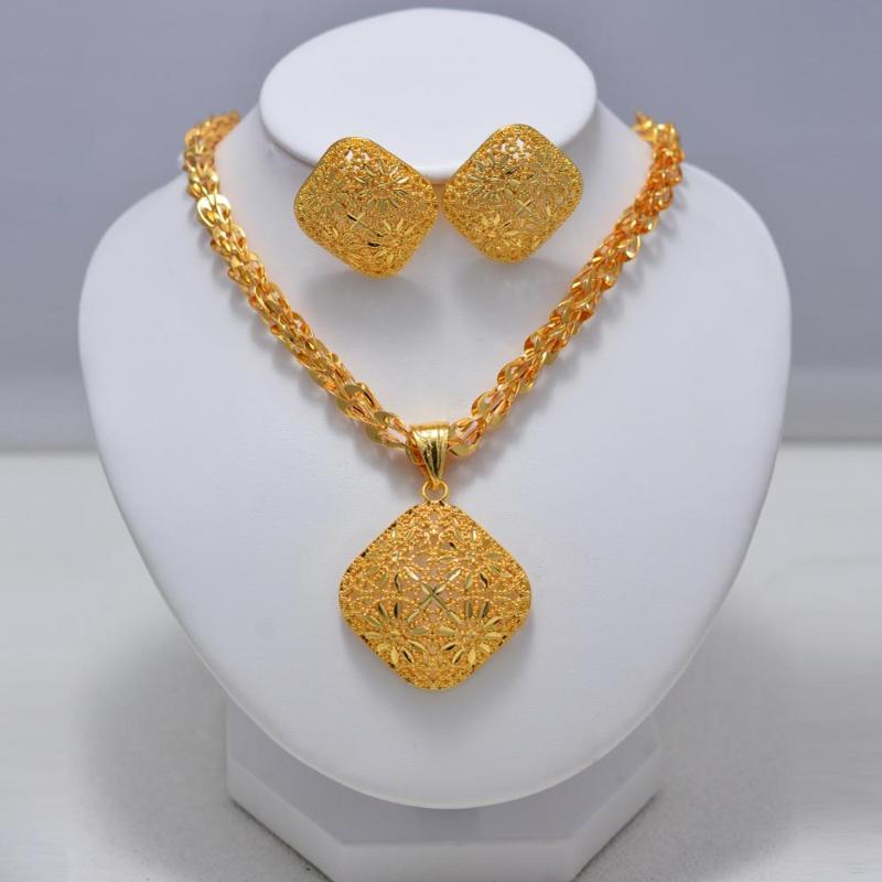 luxury Wedding Bridal Dubai Gold Jewelry Sets for Women Crystal Necklace Earrings African Beads Jewelry Set Wholesale Design, As pic
luxury Wedding Bridal Dubai Gold Jewelry Sets for Women Crystal Necklace Earrings African Beads Jewelry Set Wholesale Design, As pic