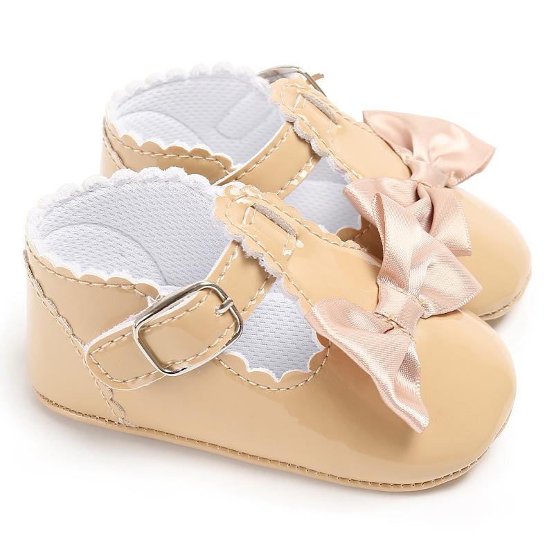 2021 Baby Girl Toddler Shoes Fashion Simple Solid Color Bow Decoration Non-slip Soft Comfortable Toddler Shoes, White
2021 Baby Girl Toddler Shoes Fashion Simple Solid Color Bow Decoration Non-slip Soft Comfortable Toddler Shoes, White