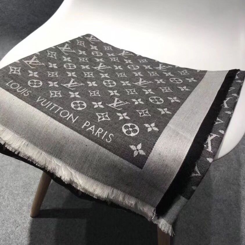 Hot Scarf for woman wool silk Scarf Women Brand Scarves 2018 fashion square scarves size 140x140cm ady2A
Hot Scarf for woman wool silk Scarf Women Brand Scarves 2018 fashion square scarves size 140x140cm ady2A