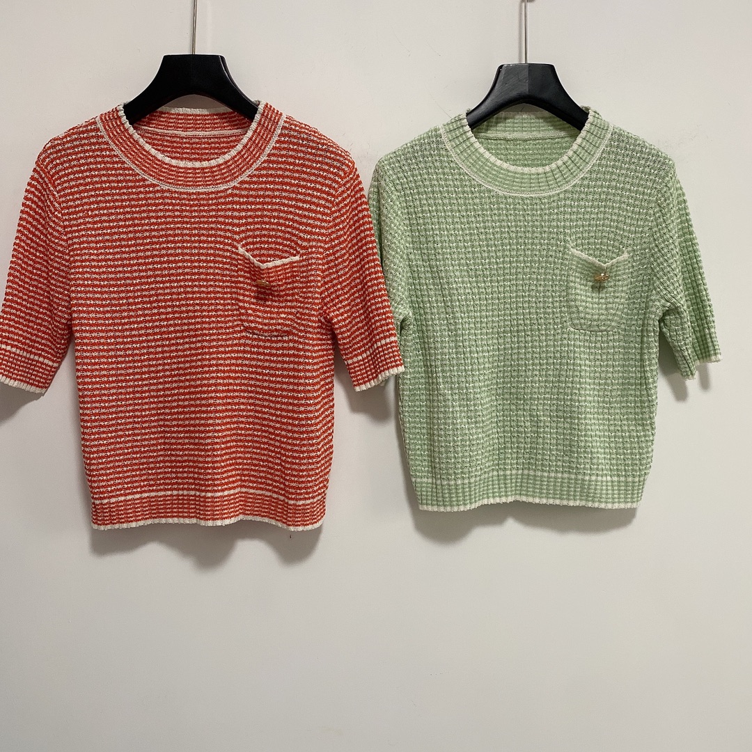 1220 2020 1 Autumn Brand Same Style Sweaters Crew Neck Print Regular Short Sleeve Red Green Print Women Clothes 5
1220 2020 1 Autumn Brand Same Style Sweaters Crew Neck Print Regular Short Sleeve Red Green Print Women Clothes 5