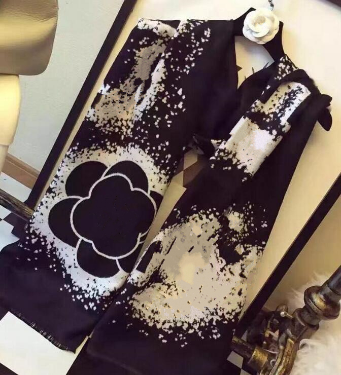 2021 sale Winter Cashmere Scarf Pashmina For Women and men warm Scarf Fashion Women imitate Cashmere Wool Long Shawl Wrap 180x70cm
2021 sale Winter Cashmere Scarf Pashmina For Women and men warm Scarf Fashion Women imitate Cashmere Wool Long Shawl Wrap 180x70cm