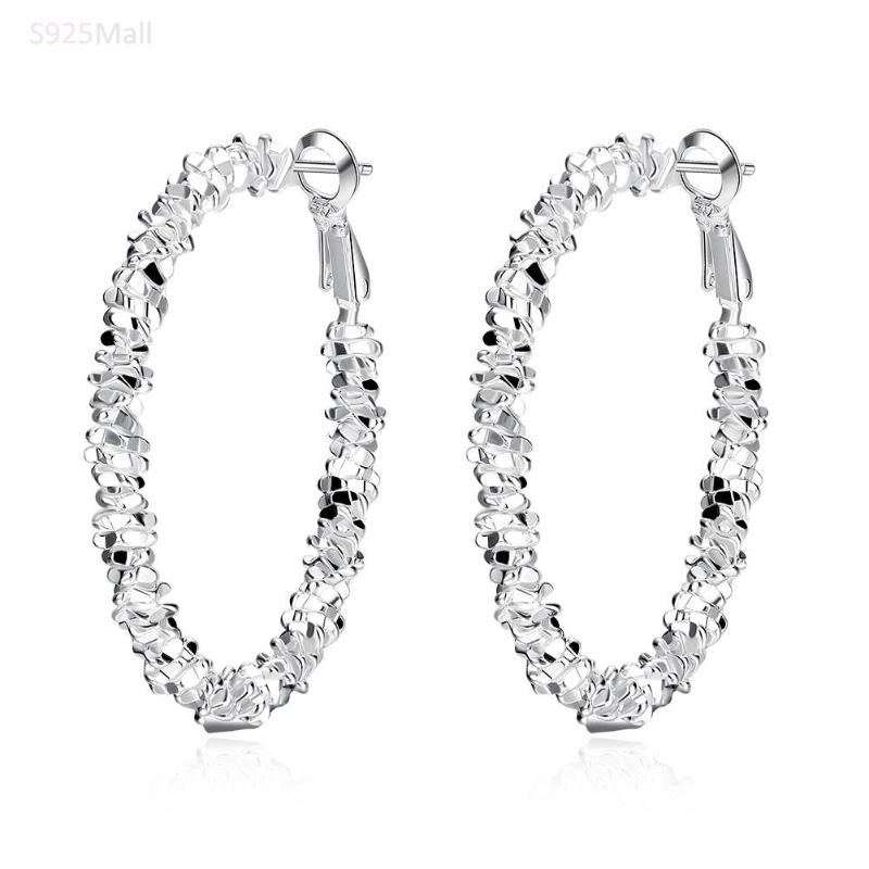 Fashion Silver Plated Shiny shiny Hoop Earrings New Arrival Cute Earrings for Women 2020 Hot Sale Top Quality Party Fine Jewelry
Fashion Silver Plated Shiny shiny Hoop Earrings New Arrival Cute Earrings for Women 2020 Hot Sale Top Quality Party Fine Jewelry