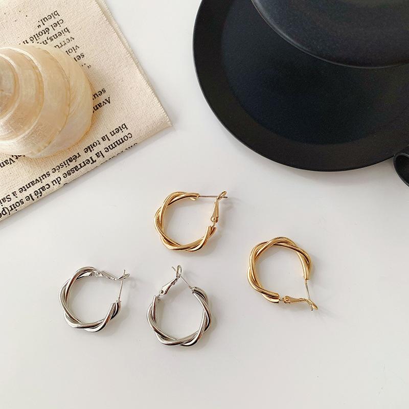 Stud Gold Silver Color Punk Round C Shape Earrings Retro Metal Twist Cross Weave Geometry Women Accessories Party Jewelry
Stud Gold Silver Color Punk Round C Shape Earrings Retro Metal Twist Cross Weave Geometry Women Accessories Party Jewelry