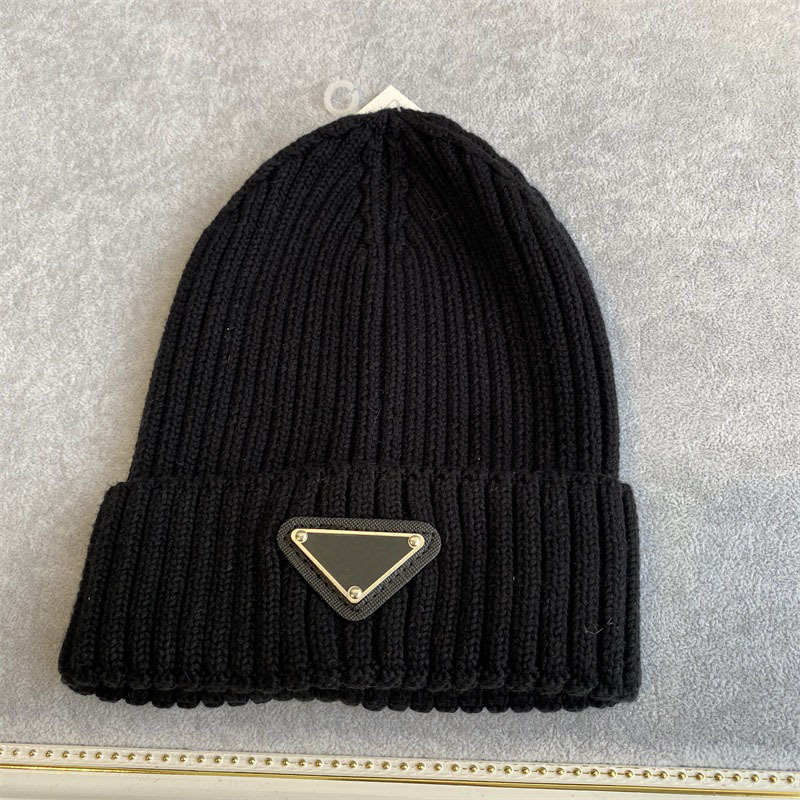 Fashion Unisex Embroidery Skull Caps Spring Winter Designer Hip Hop Casual Beanie Hat Gorros Men Woman Knitted Hat Outdoor Warm Beanies Cap, Blue;gray
Fashion Unisex Embroidery Skull Caps Spring Winter Designer Hip Hop Casual Beanie Hat Gorros Men Woman Knitted Hat Outdoor Warm Beanies Cap, Blue;gray