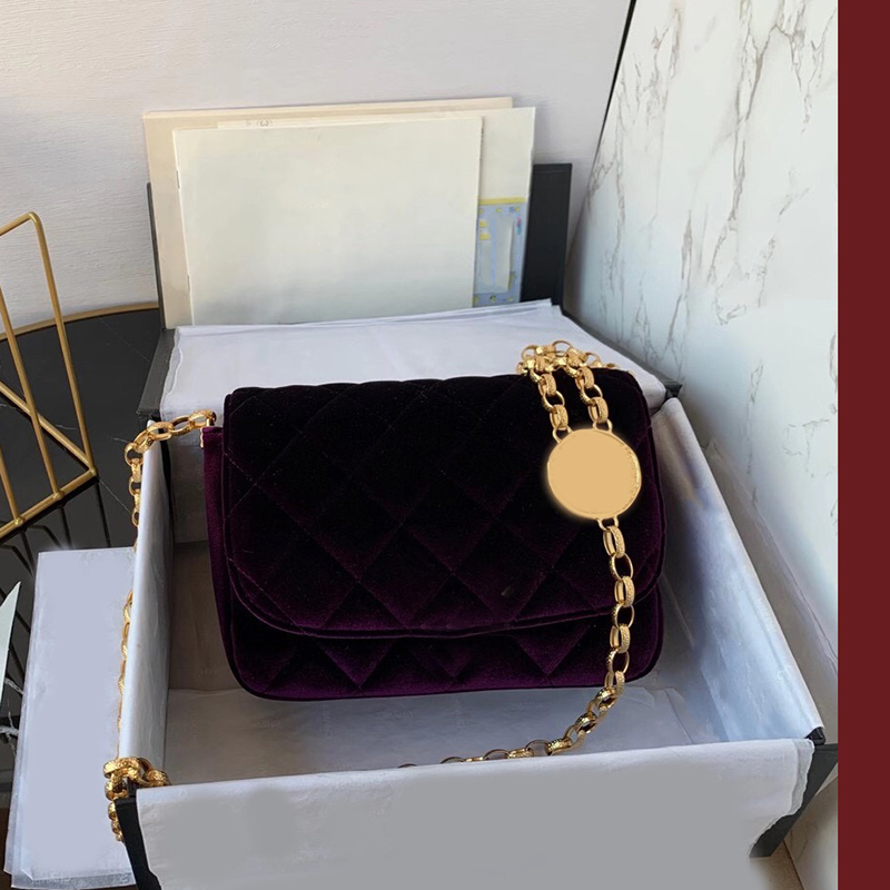 The spot High quality flannelette velvet bag Interior Compartment AS2222 Exquisite gold metal chain with elegant body graceful bag
The spot High quality flannelette velvet bag Interior Compartment AS2222 Exquisite gold metal chain with elegant body graceful bag