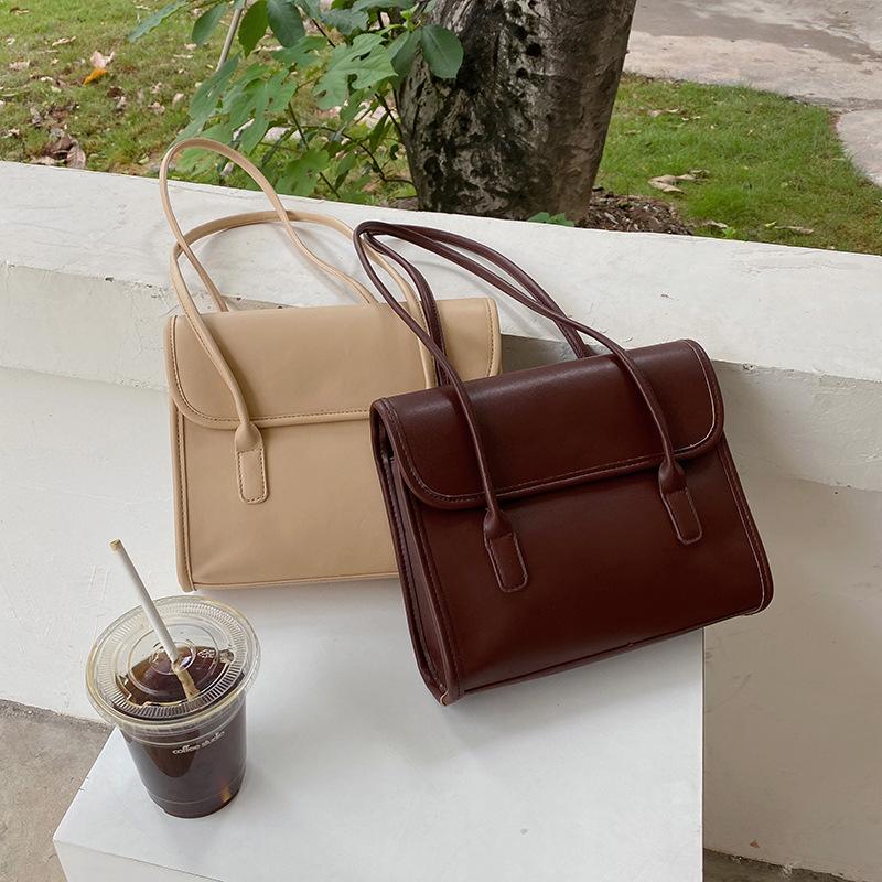 2021 New High Quality PU Leather Tote Bag Women Elegant Female Solid Color Underarm Bag Fashion Shoulder, Beige
2021 New High Quality PU Leather Tote Bag Women Elegant Female Solid Color Underarm Bag Fashion Shoulder, Beige