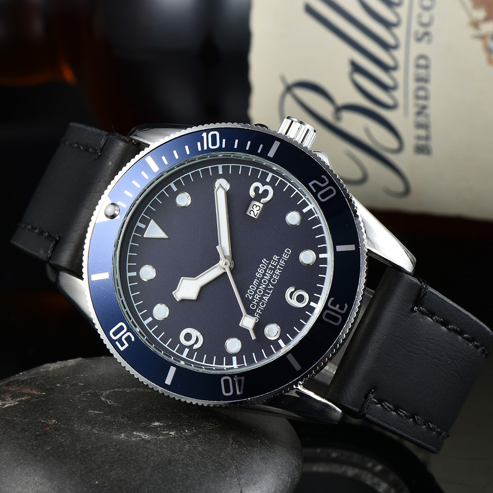 Mens watch Quartz movement watches Auto Date Leather strap Stainless steel watchband Analog Clock Wristwatch for men Lifestyle waterproof Montre de luxe, Customize
Mens watch Quartz movement watches Auto Date Leather strap Stainless steel watchband Analog Clock Wristwatch for men Lifestyle waterproof Montre de luxe, Customize