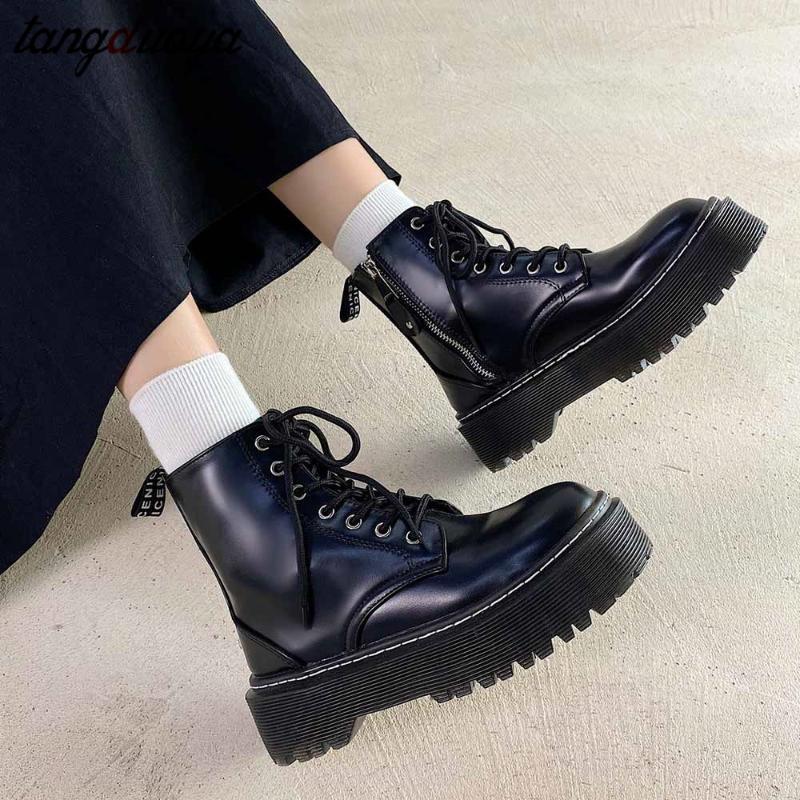 Winter Shoes Women Boots Round Toe Flats Black Leather Platform Boots for Women Snow Winter 2020 Botas Mujer1
Winter Shoes Women Boots Round Toe Flats Black Leather Platform Boots for Women Snow Winter 2020 Botas Mujer1