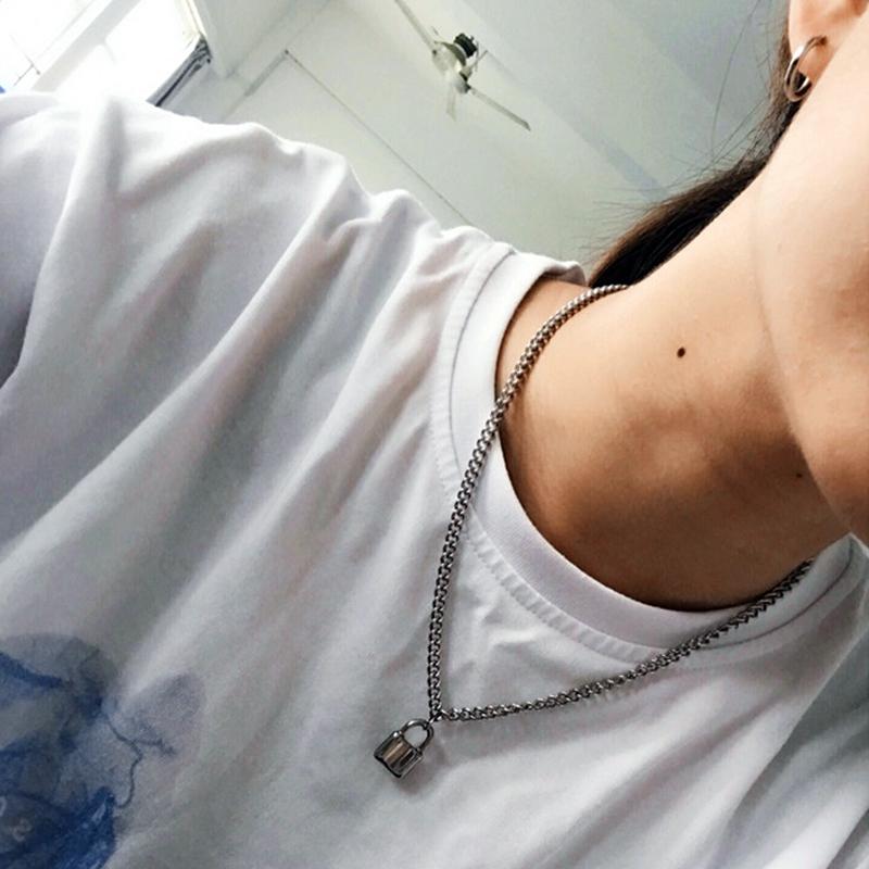 Women Jewelry Silver Color PadLock Pendant Necklace Brand New hip hop Stainless Steel Rolo Cable Chain Necklace Friendship
Women Jewelry Silver Color PadLock Pendant Necklace Brand New hip hop Stainless Steel Rolo Cable Chain Necklace Friendship