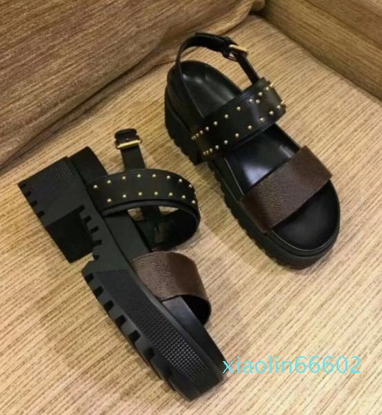 Fashion-womens beach shoes print leather women designer platform sandals gladiator style outdoor flat sandals all black and black brown
Fashion-womens beach shoes print leather women designer platform sandals gladiator style outdoor flat sandals all black and black brown