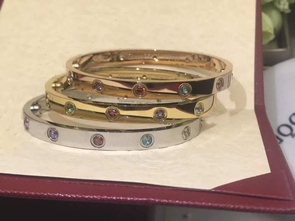 2020 Stainless Steel Rose Gold Plated Zircon Love Bangle Valentine's Day Gift Bracelet Men's and Women's Jewelry Bracelet Fre, Black
2020 Stainless Steel Rose Gold Plated Zircon Love Bangle Valentine's Day Gift Bracelet Men's and Women's Jewelry Bracelet Fre, Black