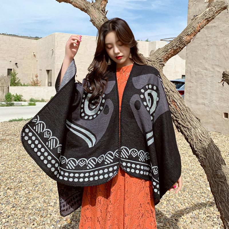 Autumn & Winter Tourism Photo Shoot Cloak Shawl Female Outdoor Sun-resistant Hooded Scarf Ethnic Knitted Coat 
Autumn & Winter Tourism Photo Shoot Cloak Shawl Female Outdoor Sun-resistant Hooded Scarf Ethnic Knitted Coat