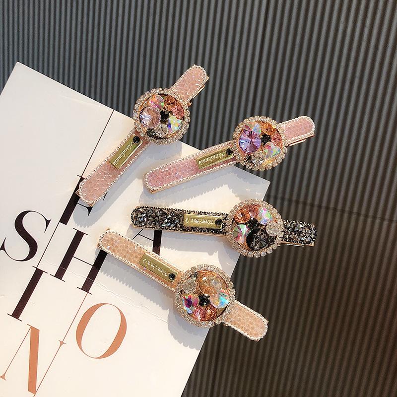 New Korean Exquisite Fashion Crystal Rhinestones Round Duckbill Clip Temperament Simple Women Girl Hairpins Hair Accessories
New Korean Exquisite Fashion Crystal Rhinestones Round Duckbill Clip Temperament Simple Women Girl Hairpins Hair Accessories